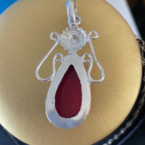 Sterling Silver Coral pendant - Picture 5 of 8